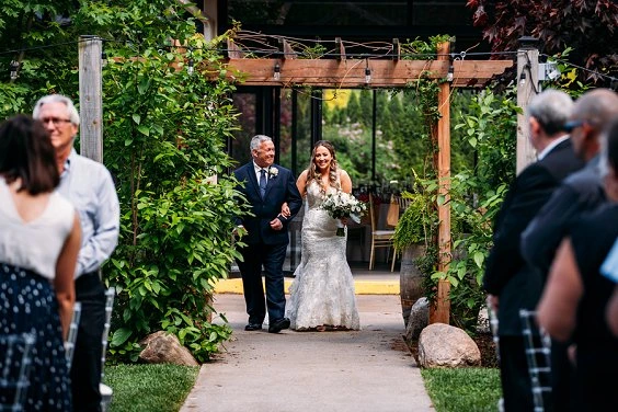 bride and father